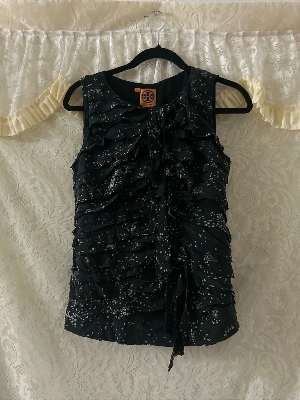Tory Burch Black Ruffle Sleeveless silk Top size 4